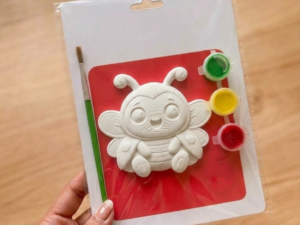 diy-buzzy-bee-fridge-magnet-kit
