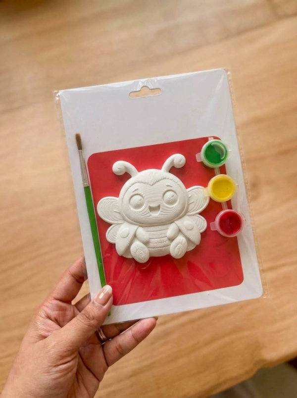 diy-buzzy-bee-fridge-magnet-kit